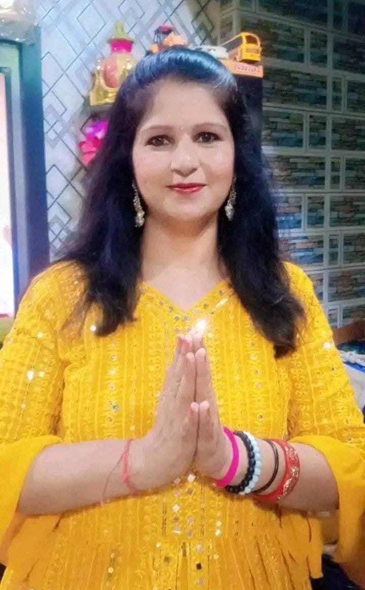 Mrs deepti Vishal Malhotra